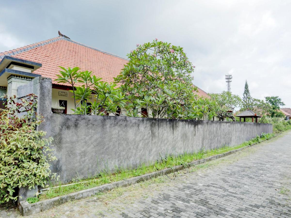 Oyo 90711 Blembong Homestay Jimbaran  Exterior photo