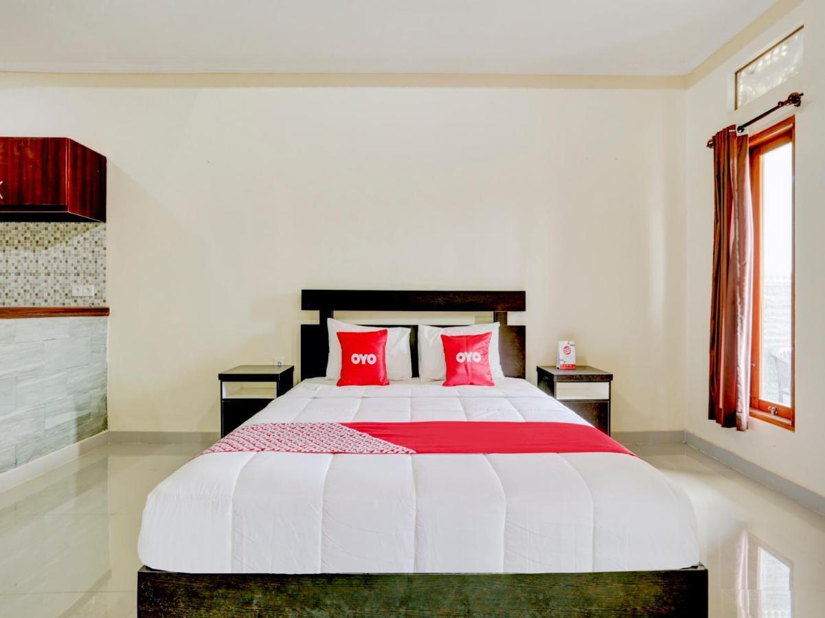 Oyo 90711 Blembong Homestay Jimbaran  Exterior photo